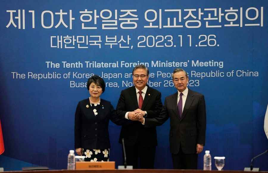 中日韓外長會議 同意儘早召開三國首腦會晤