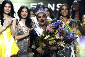 第71屆環球小姐出爐  后冠由菲裔美國小姐奪得（多圖）