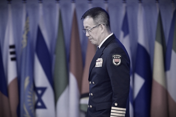 張又俠等落馬後 中共國防部長董軍露面