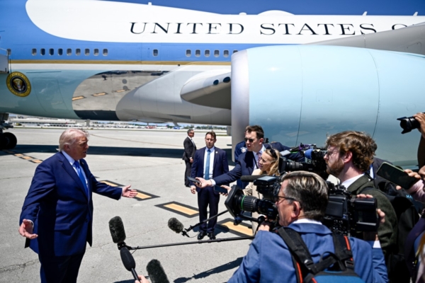 特朗普：伊朗提供的文件不足以達協議