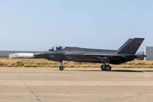 美「雄貓」F-35C中隊達重要里程碑 中共難追趕