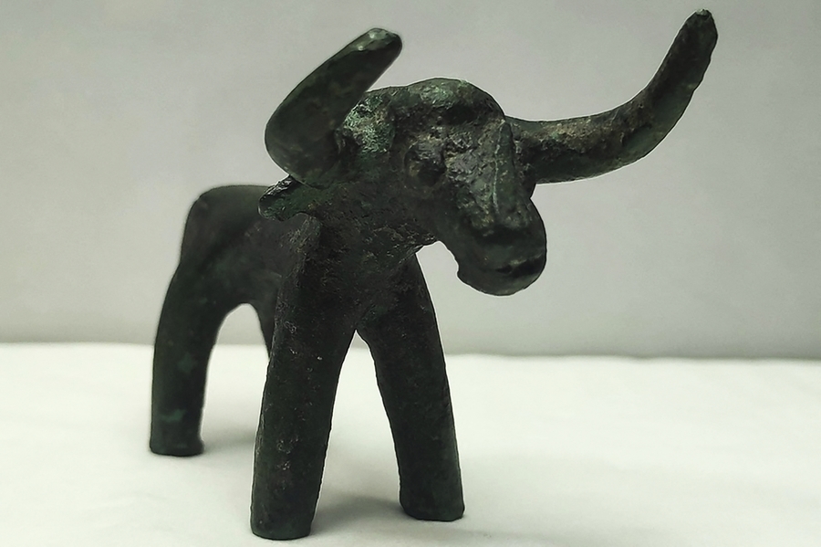 3千年前銅牛像出土 專家推測為宙斯祭品