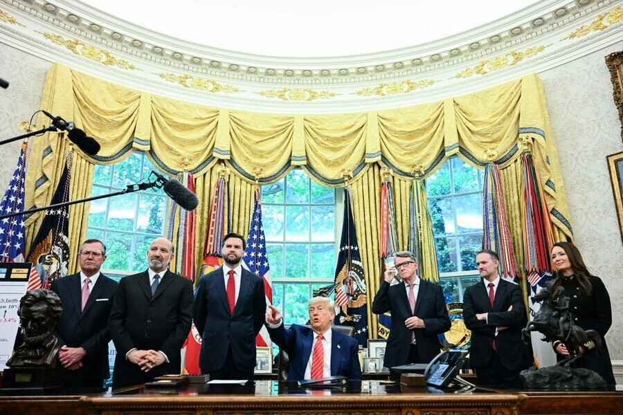 王赫：特朗普為甚麼選擇英國達成首個關稅協議？