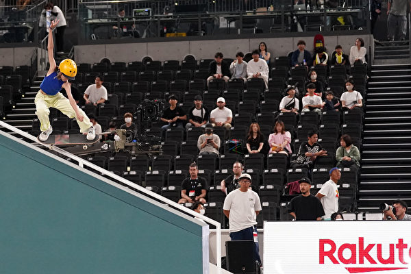 2023年5月28日,日本東京,國際滑板比賽在「有明競技場」(Ariake Arena)舉行,大西七海(Nanami Oonishi)參加女子組決賽。(Christopher Jue/Getty Images)