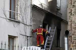 巴黎北部一公寓樓著火 釀3死8傷
