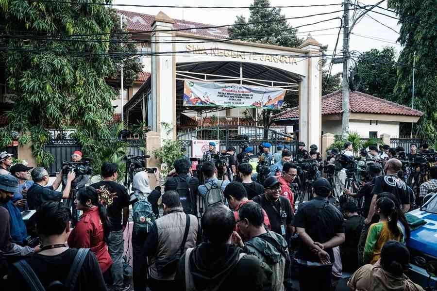 印尼首都一高中發生爆炸 至少54人受傷