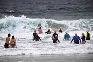 被巨浪捲走 中國女子元旦在悉尼海灘溺亡