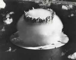 美軍1946年水下核試 靶船瞬間蒸發