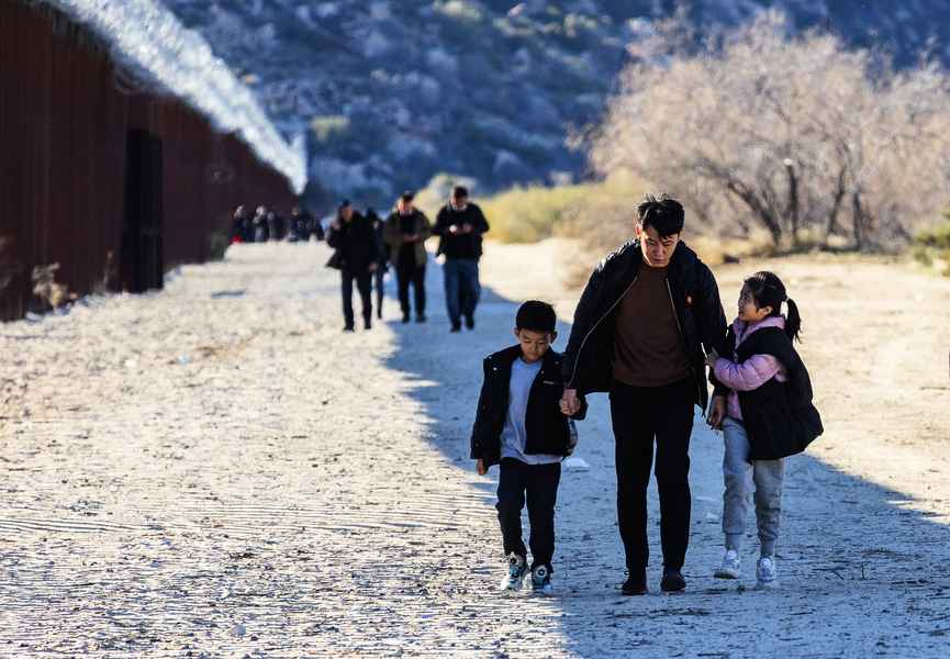 美國包機遣返中國非法入境移民 2018年來首次