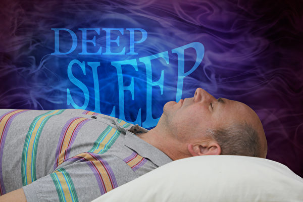 非快速眼動睡眠的第三階段（深度睡眠）是淋巴系統最活躍的時候。（Shutterstock）