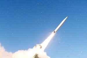 美國陸軍接收最新遠程精準火力導彈 替代ATACMS