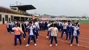 文革回潮：大陸中小學開跳「忠字舞」（圖）