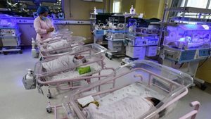 南非婦女生下10胞胎 打破健力士世界紀錄