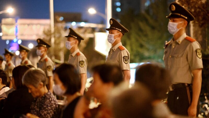 圖為6月22日，在北京鳥巢國家體育場，為百年黨慶進行焰火綵排，周邊地區全部戒嚴。（NOEL CELIS/AFP via Getty Images）