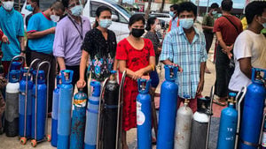緬甸疫情嚴峻 軍方囤積氧氣自保 居民購買遭槍擊