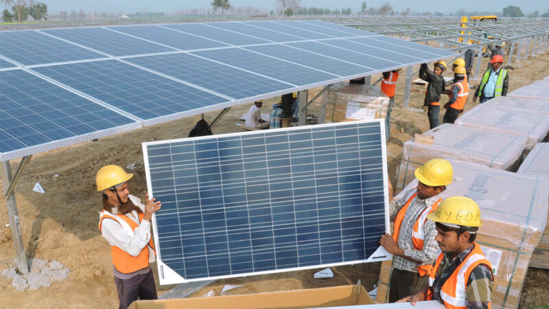 尋求擺脫中共 印度大力發展太陽能產業