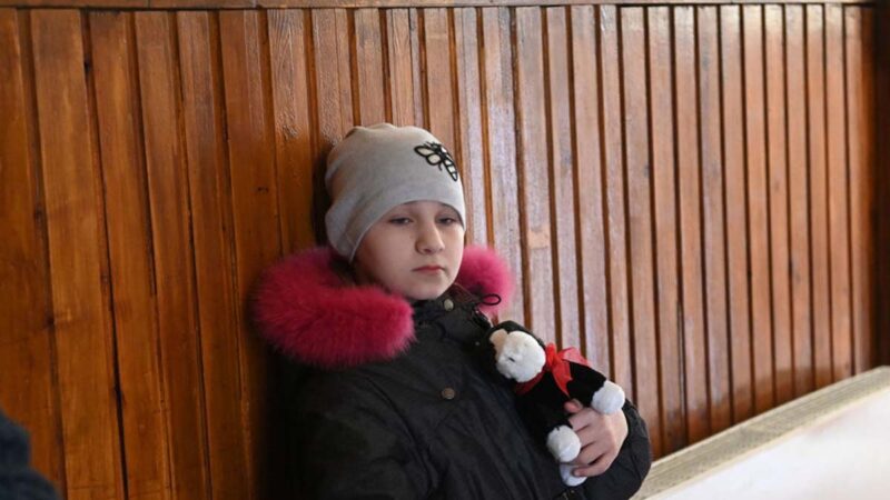 戰火下烏克蘭孤兒前途艱險 美國各界營救