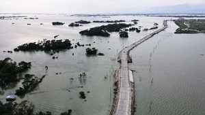 洪水侵襲孟加拉和印度 數百萬人受困至少57死（多圖）