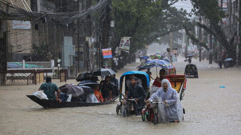 災難性洪患襲孟加拉和印度至少59死 數百萬人受困