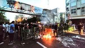 伊朗全國抗議「反獨裁」 中國網民紛紛稱羨