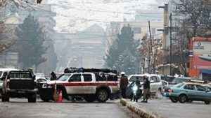 傳中國團到訪 阿富汗外交部外自殺攻擊釀20死40傷