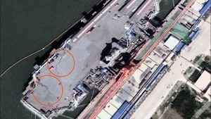 Google Map拍到福建號航母 甲板疑現兩大裂縫（影片）