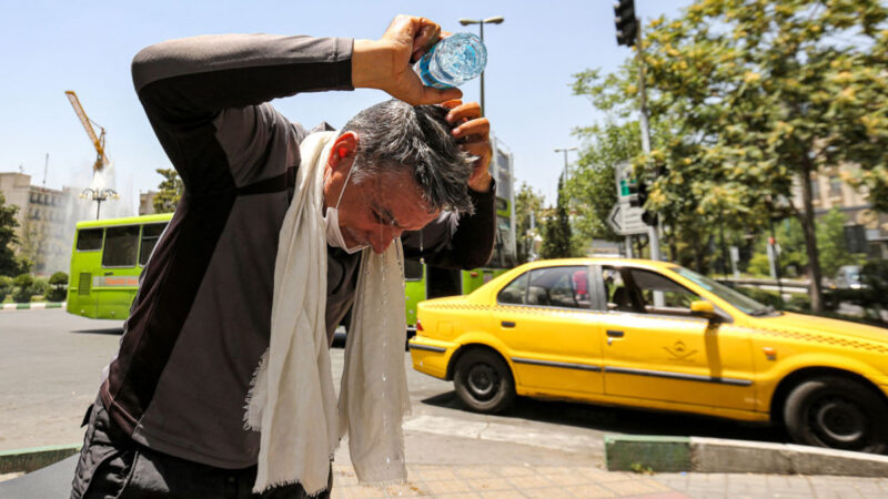 伊朗極端酷熱 沿海地區酷熱指數達70攝氏度