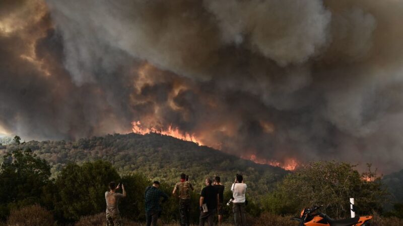 山火連燒9天 希臘當局下令更多民眾撤離家園