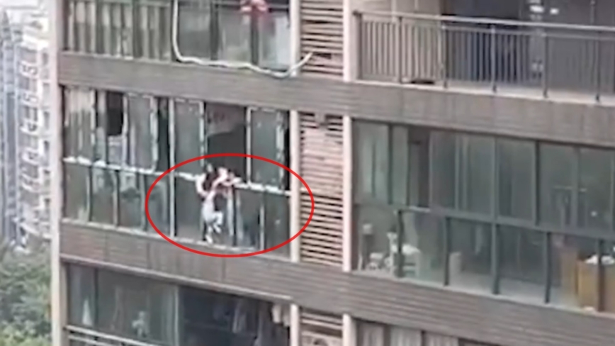 重慶3歲童被母親從22層高樓扔下慘死