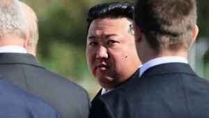 金正恩稱地緣政治局勢不穩 下令北韓做好戰爭準備