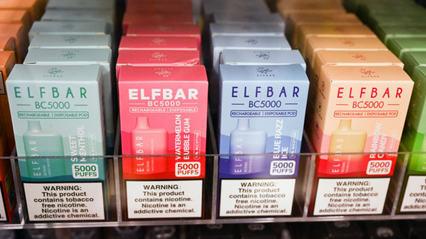 鑽英國法律空子 中國Elf Bar電子煙恐遭全歐圍剿