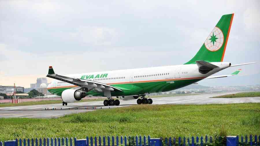 長榮航空傳機長駕駛艙毆打副機長 已暫停派飛任務