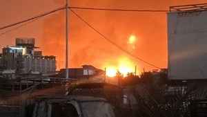 回應攻擊特拉維夫 以色列空襲也門叛軍油庫引發大火