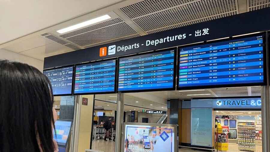 控制塔管制系統故障 巴黎歐利機場130航班被迫取消