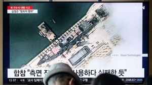 北韓官媒：軍艦下水翻覆 已拘留3名負責人員