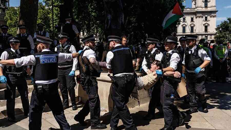 英國再爆「巴勒斯坦行動」 警逮捕數十名支持者