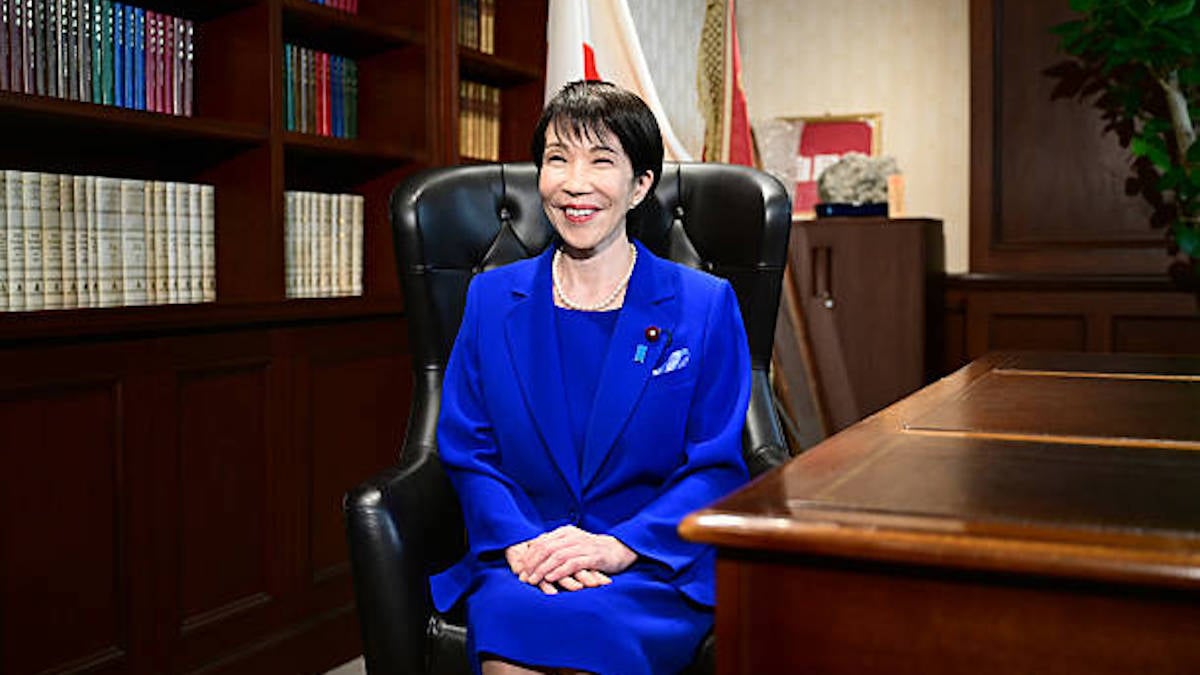 2025年10月4日,高市早苗在自民黨總裁辦公室。(Yuichi Yamazaki - Pool/Getty Images)