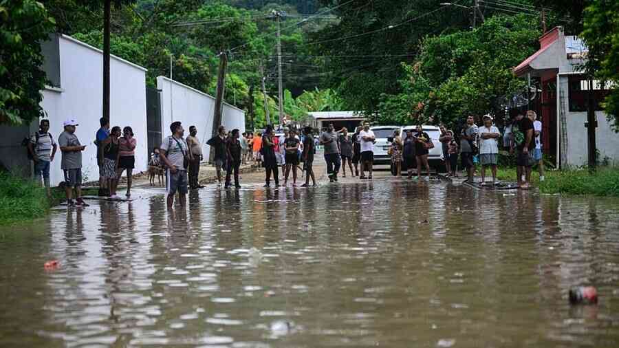 墨西哥暴雨成災 3個州至少27人死亡