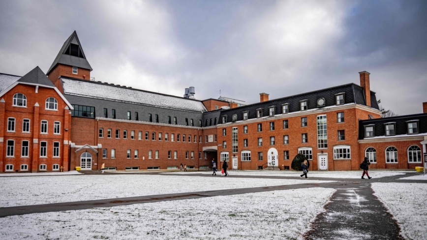 英美加澳收緊留學生政策 加拿大招生人數減少逾五成