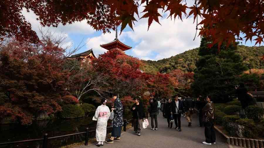 日本商家：中國遊客少了 營業額卻沒少（影片）
