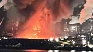 日本製鐵北海道工廠爆炸 民房震動 火焰濃煙竄出