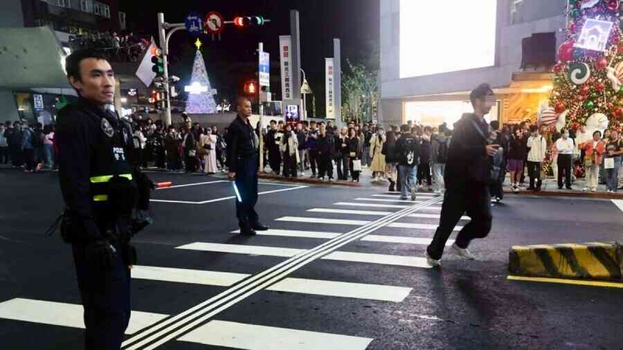 台北持刀傷人案 男制止行兇不幸離世 店員開倉庫護多人