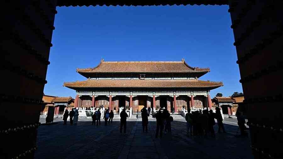 日本前高官揭「中共美人計」 曾送安倍「俊男」