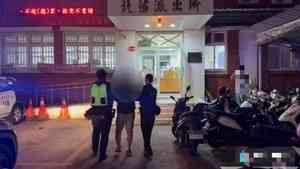 台灣苗栗男子持刀攔腰攻擊路人 警火速壓制逮捕