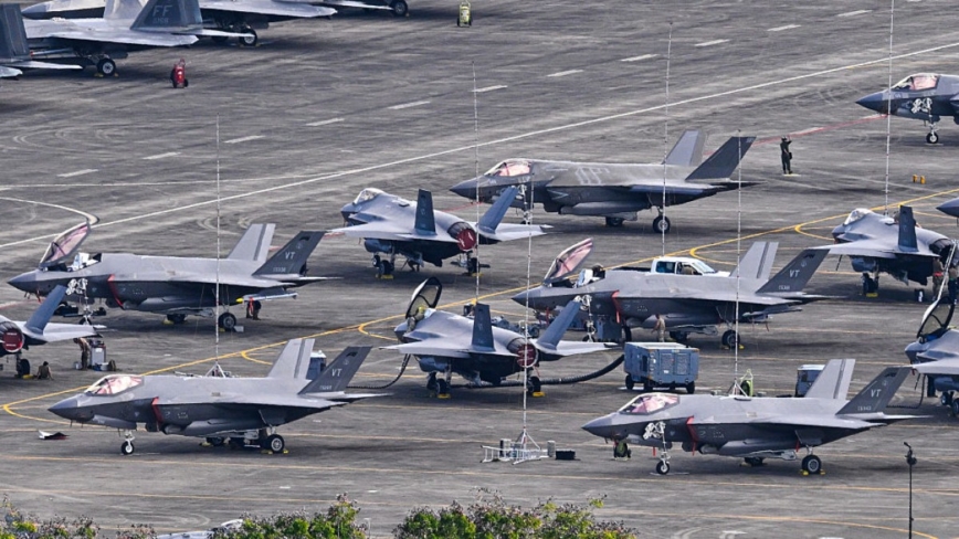 美軍逮捕馬杜羅 FAA暫時關閉加勒比海空域