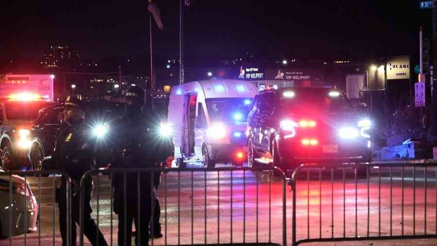 【圖輯】馬杜羅被活捉空運紐約 辦羈押手續細節