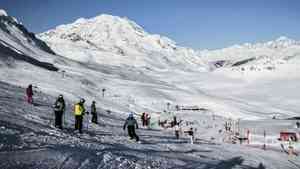 法國阿爾卑斯山雪崩 3名越野滑雪客喪生