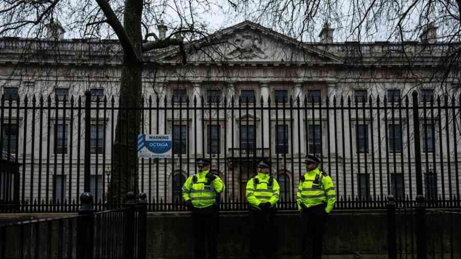 中共駐英使館建案 英媒揭地下藏208個密室