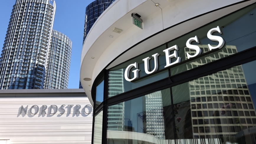 美時尚品牌Guess將關閉中國所有門店