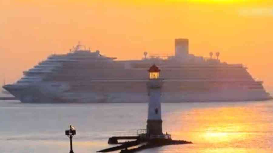 中國男搭乘豪華遊輪 偷走30萬元名牌商品